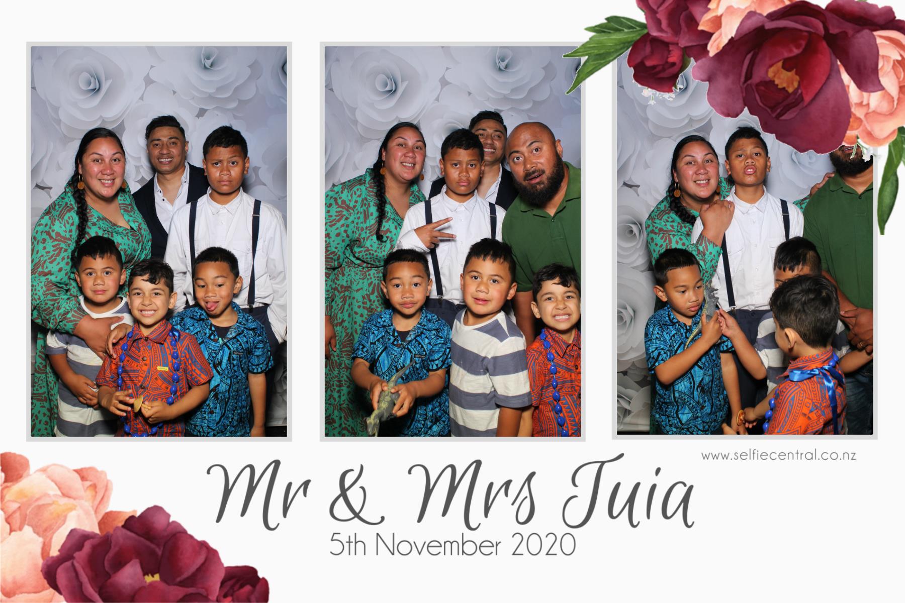 Moses and Val's Wedding | View more photos from the event at gallery.photobooth.co.nz/u/SelfieCentral/Moses-and-Vals-Wedding